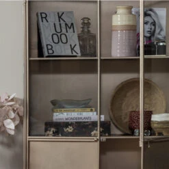 BePureHome Vitrinekast Champagne -Meubelverkoop bepurehome fossil vitrinekast champagne 04