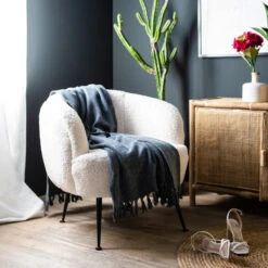 Teddy Stoel -Meubelverkoop by boo babe moderne fauteuil wit 2