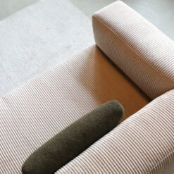 Kleine Hoekbank -Meubelverkoop creme hoekbank rechts bodio fen 05 1