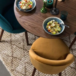 Ronde Eetkamerstoel Velours 16 Ronde Eetkamerstoel Velours -Meubelverkoop dutchbone barbara armloze stoel fluweel 05