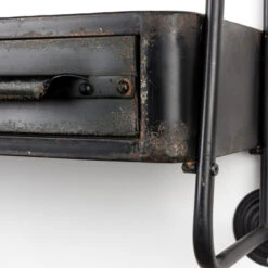 Metalen Wandrek -Meubelverkoop metalen wandrek feng lumz home 03