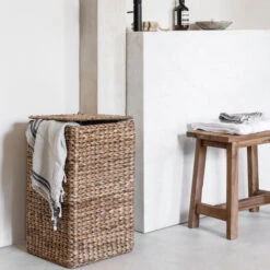 Wasmand Met Deksel -Meubelverkoop must living palawan rieten wasmand vierkant 01