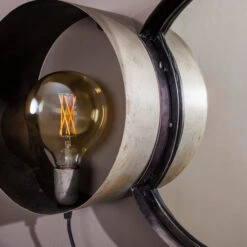 Wandlamp Met Ronde Spiegel Industrieel -Meubelverkoop wandlamp met ronde spiegel industrieel charger santa 02