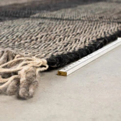 Zuiver Wollen Retro Vloerkleed -Meubelverkoop zuiver jazz wollen retro vloerkleed 05